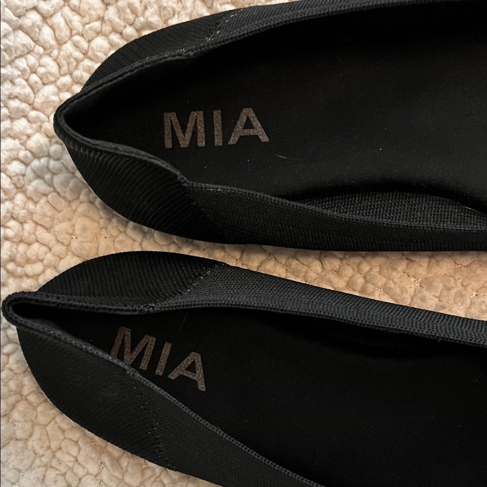 MIA Black Women's Flats - Picture 2 of 6